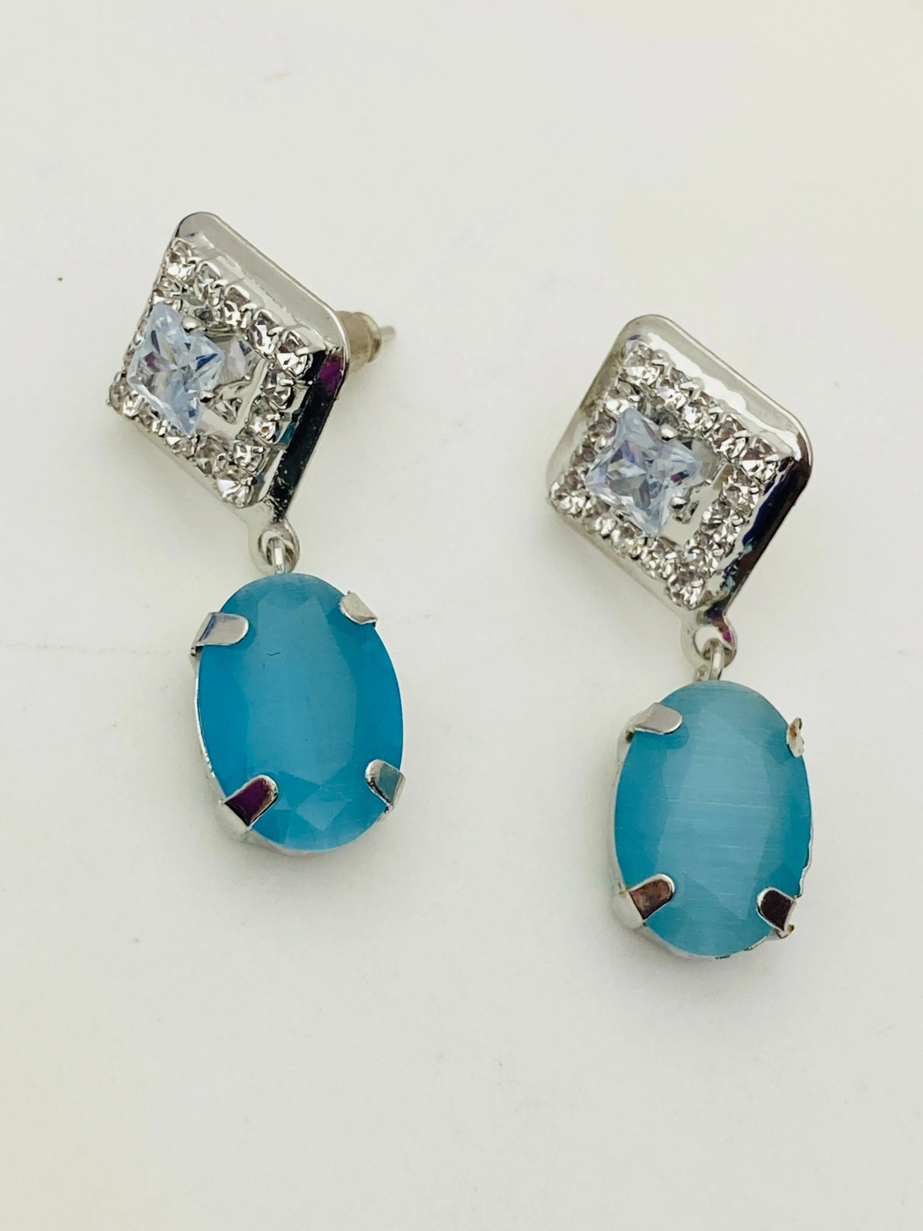 Appealing Oxidized Silver Plated Earring With Blue Color Droplet