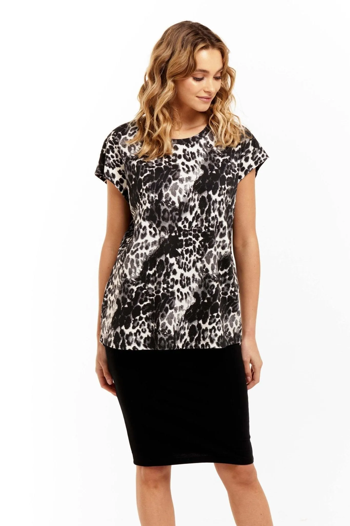 Betty Basics Tyra Top in Nala Print