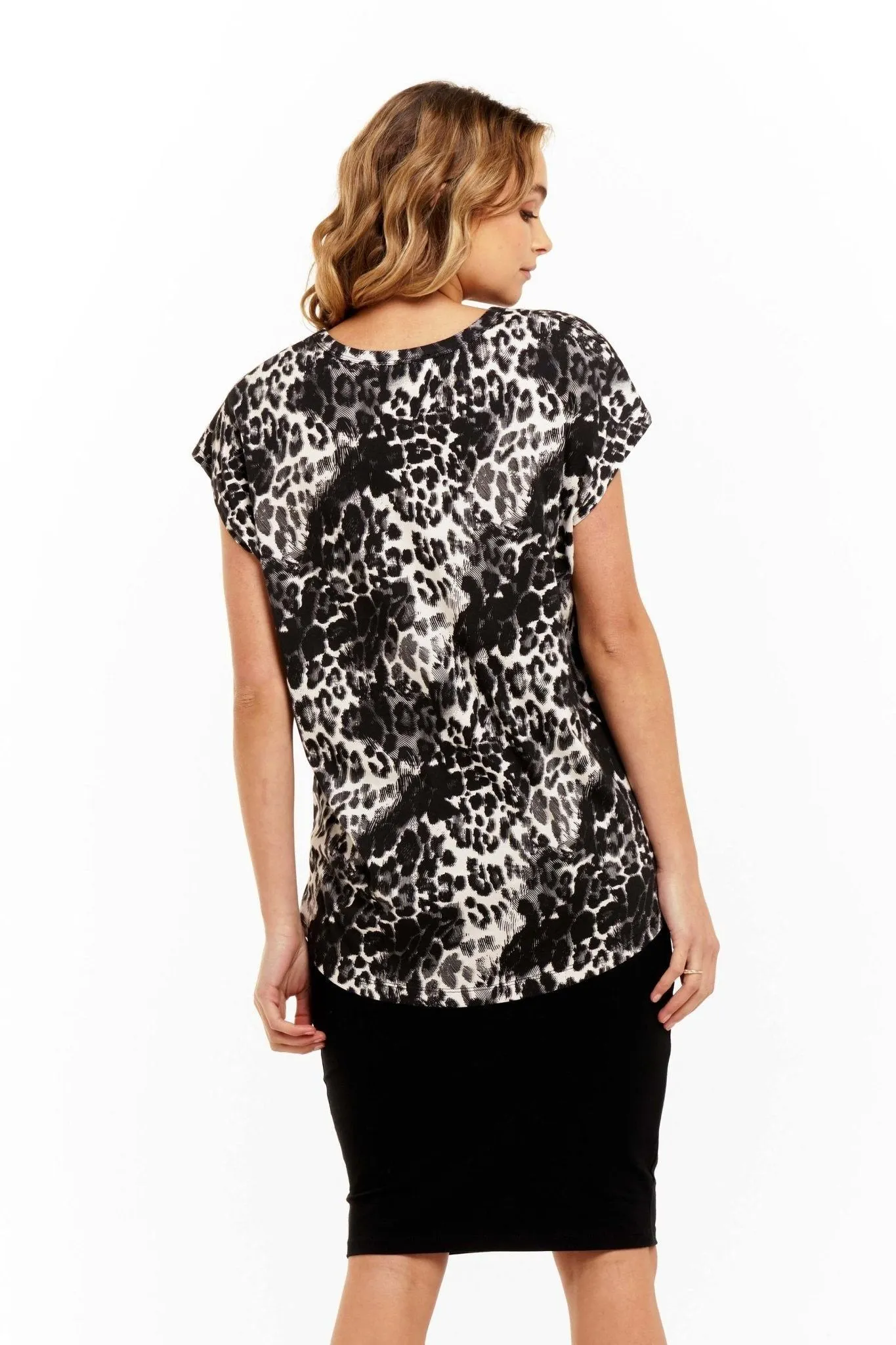 Betty Basics Tyra Top in Nala Print