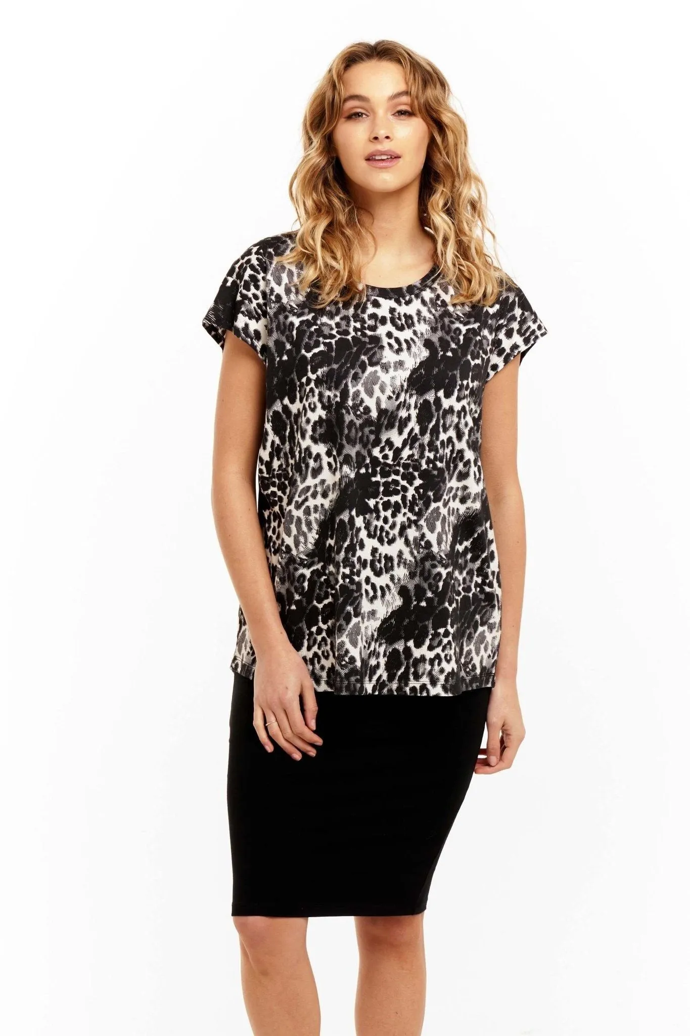 Betty Basics Tyra Top in Nala Print