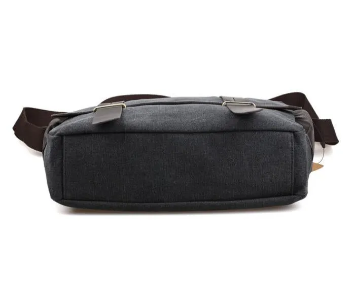 Carter Canvas Messenger Bag