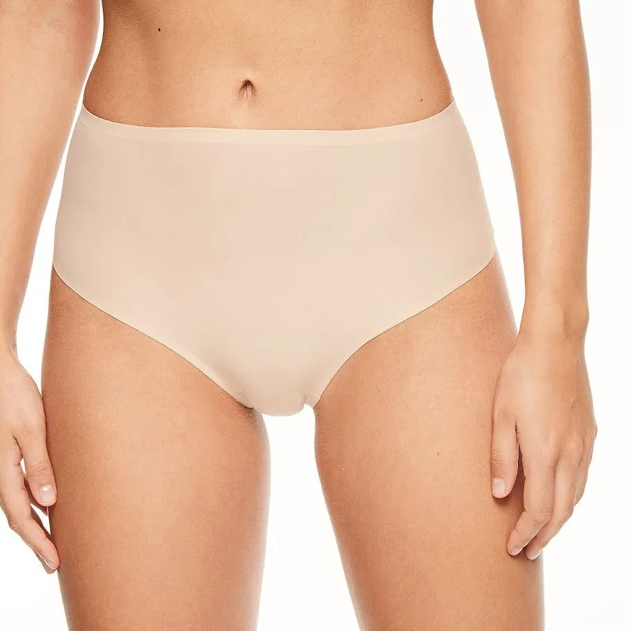 Chantelle SoftStretch High-Waisted Thong Brief