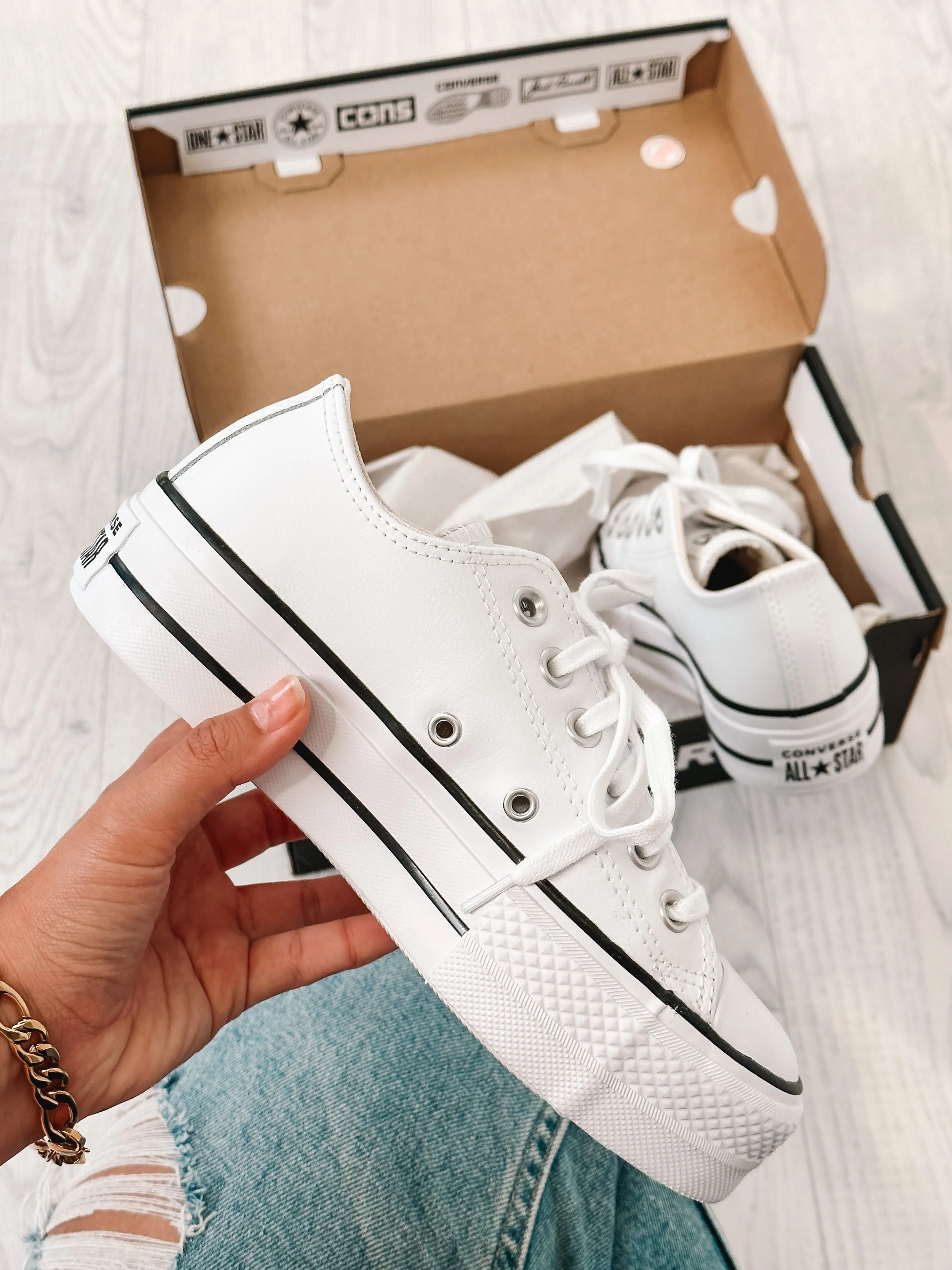 Converse Chuck Taylor All Star Lift Leather Low White