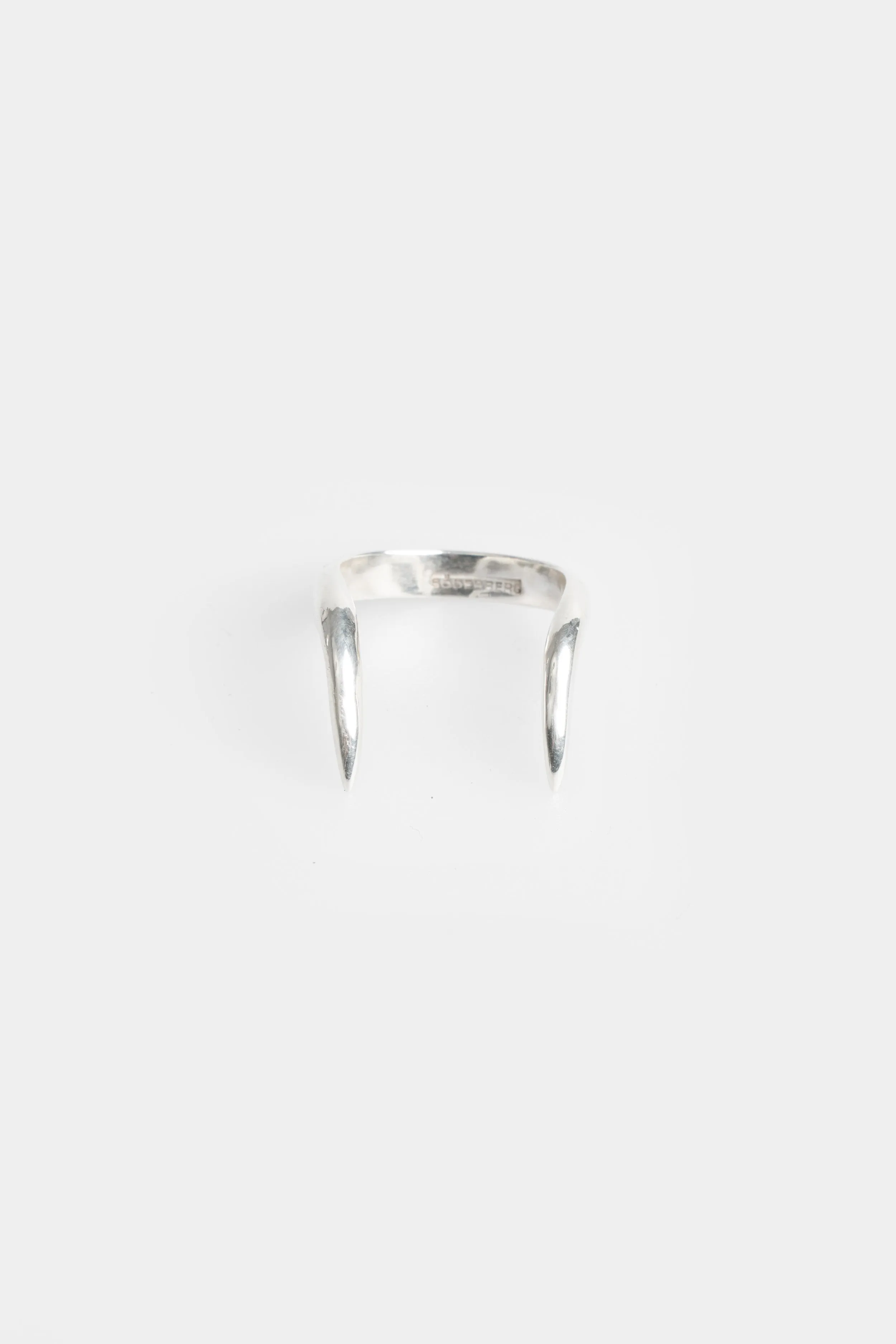 Fang silver ring