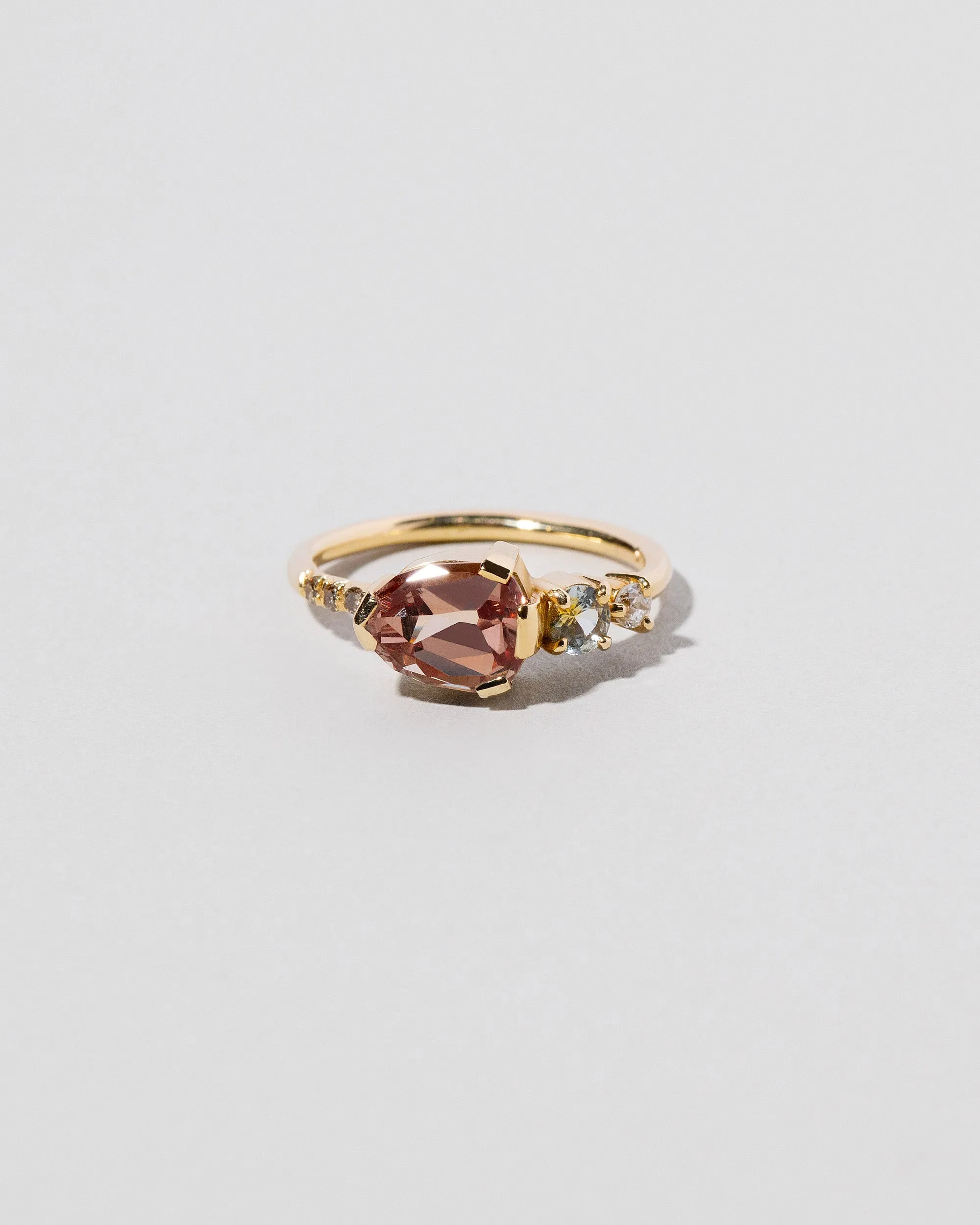 Garnet & Diamond Ring