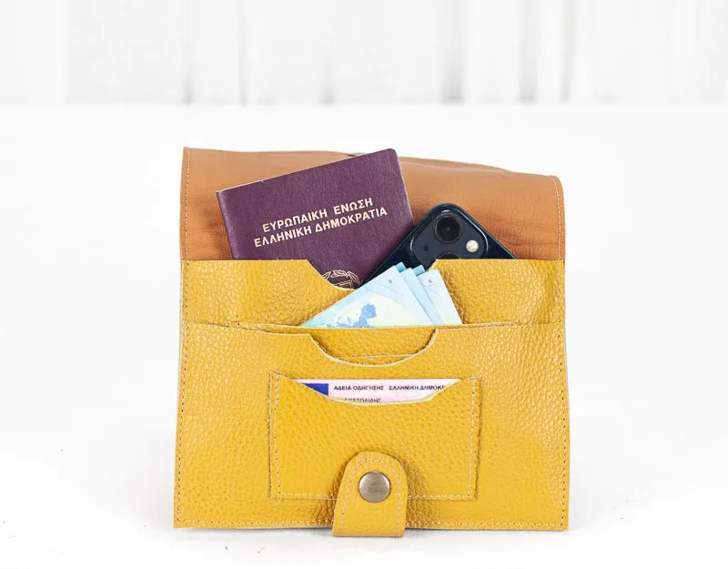 Iole wallet - Yellow pebbled leather