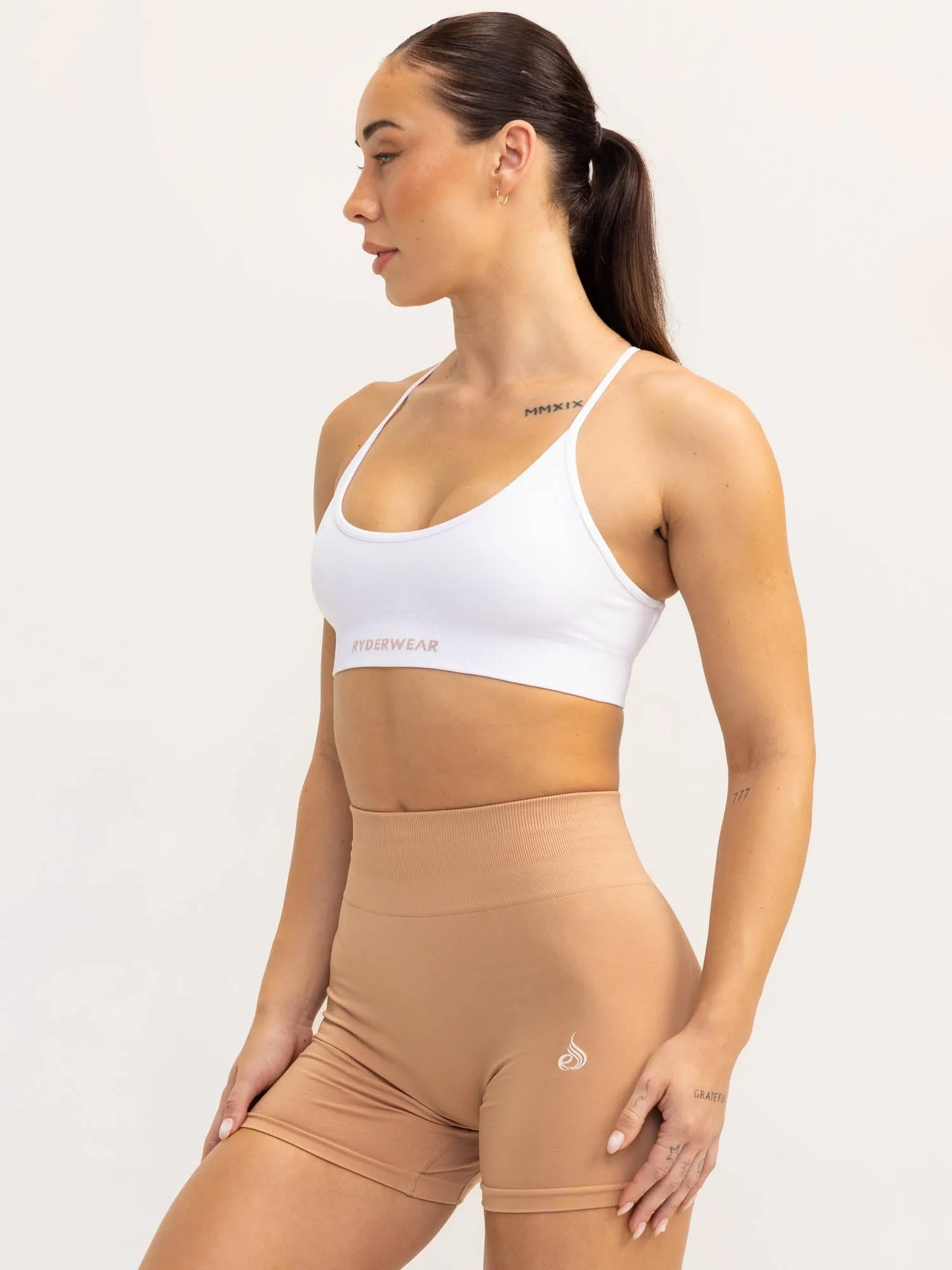 Lift 2.0 Seamless Sports Bra - White