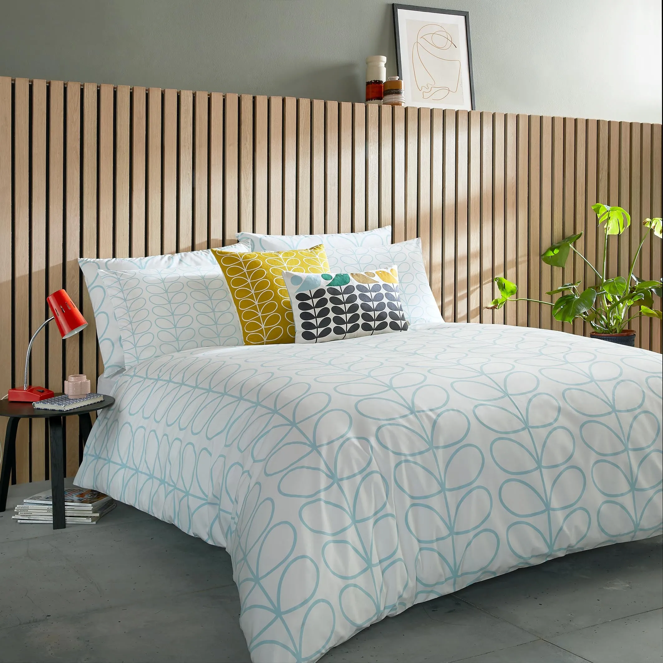 Linear Stem Bed Linen Neptune