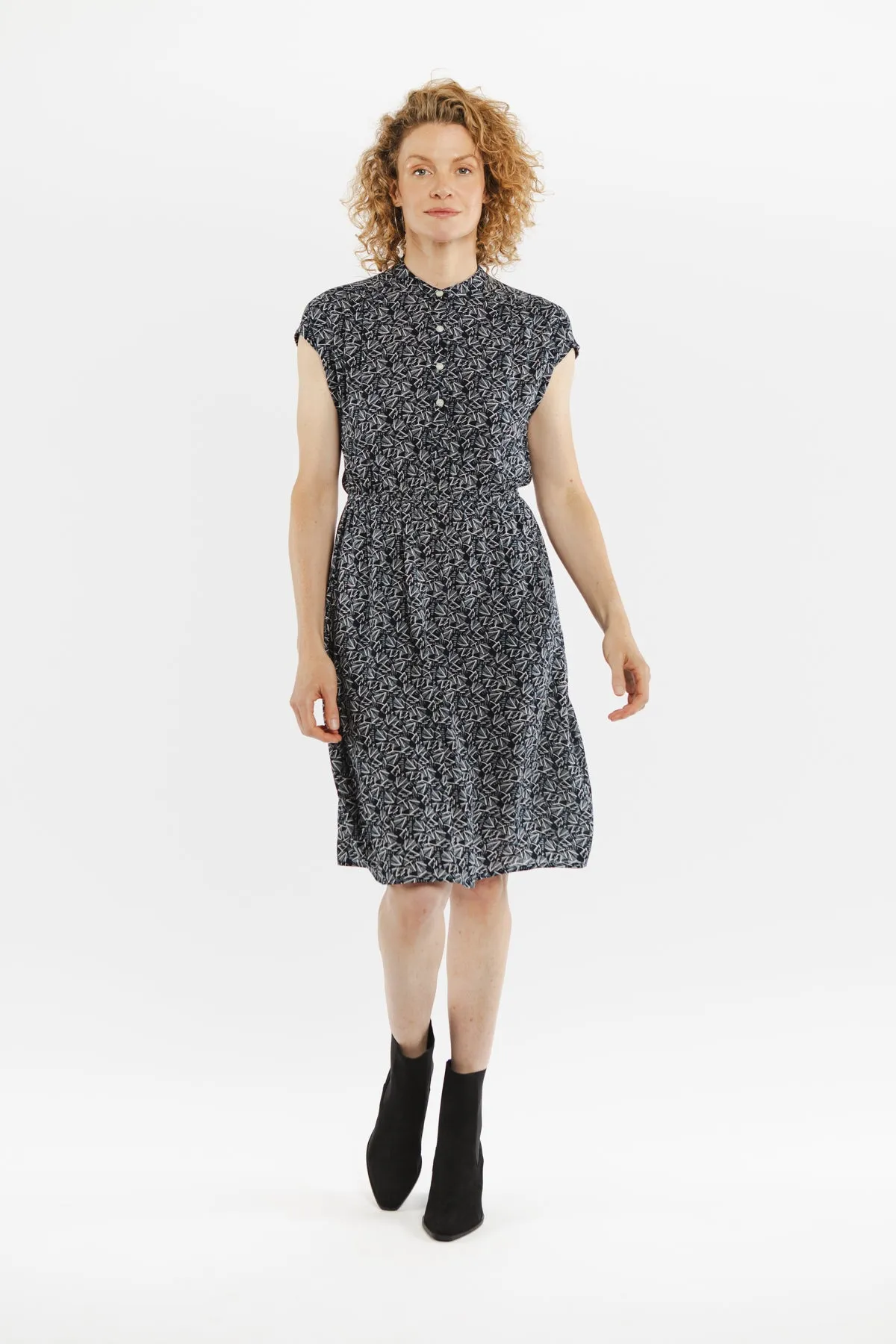 Lorane Dress / Navy Geo