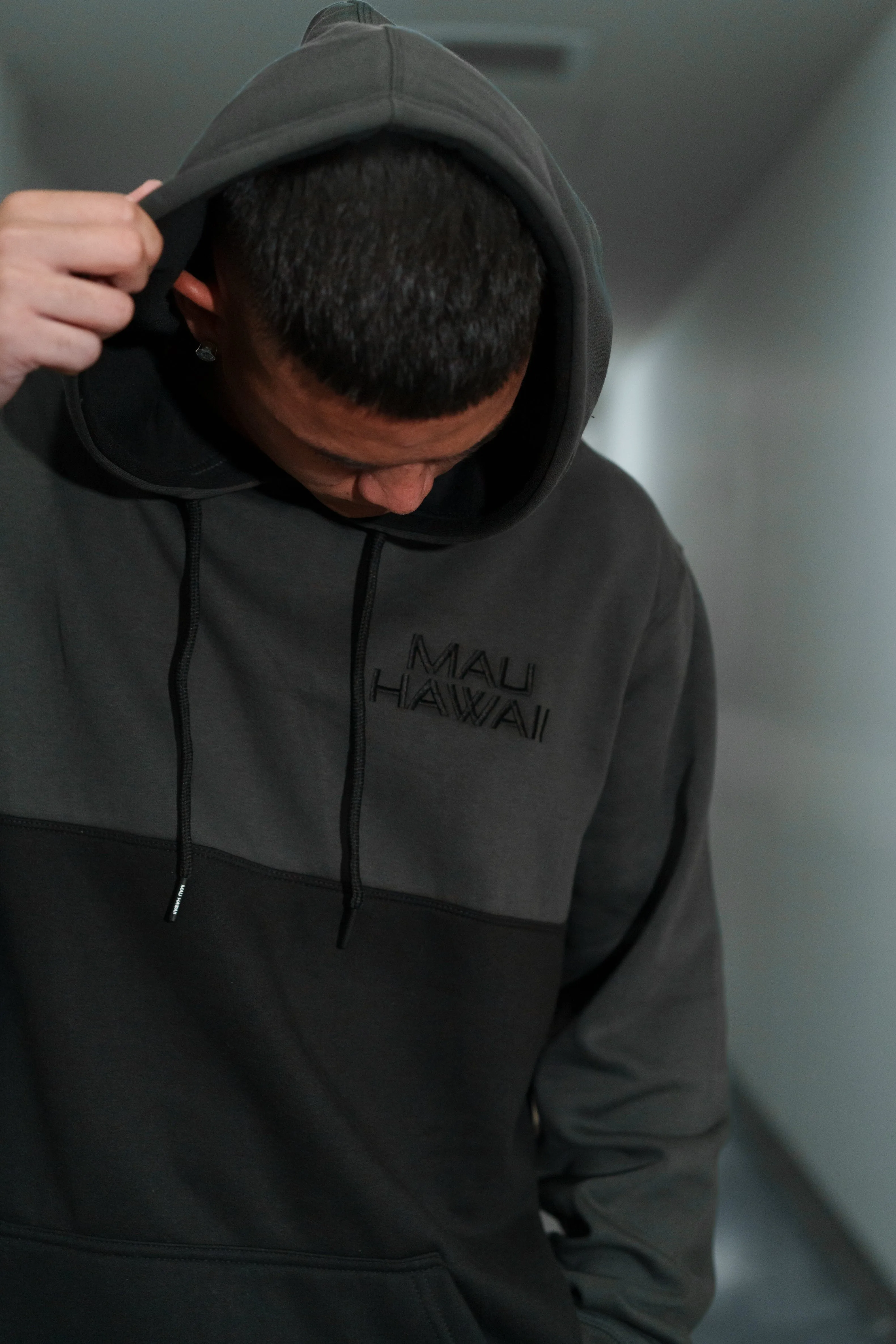 MAU GRAY & BLACK HOODIE