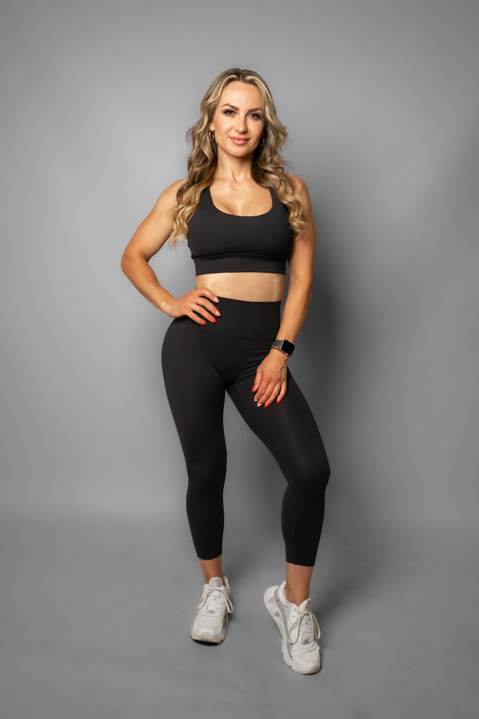 NEW Effortless Scrunch Capris - Black