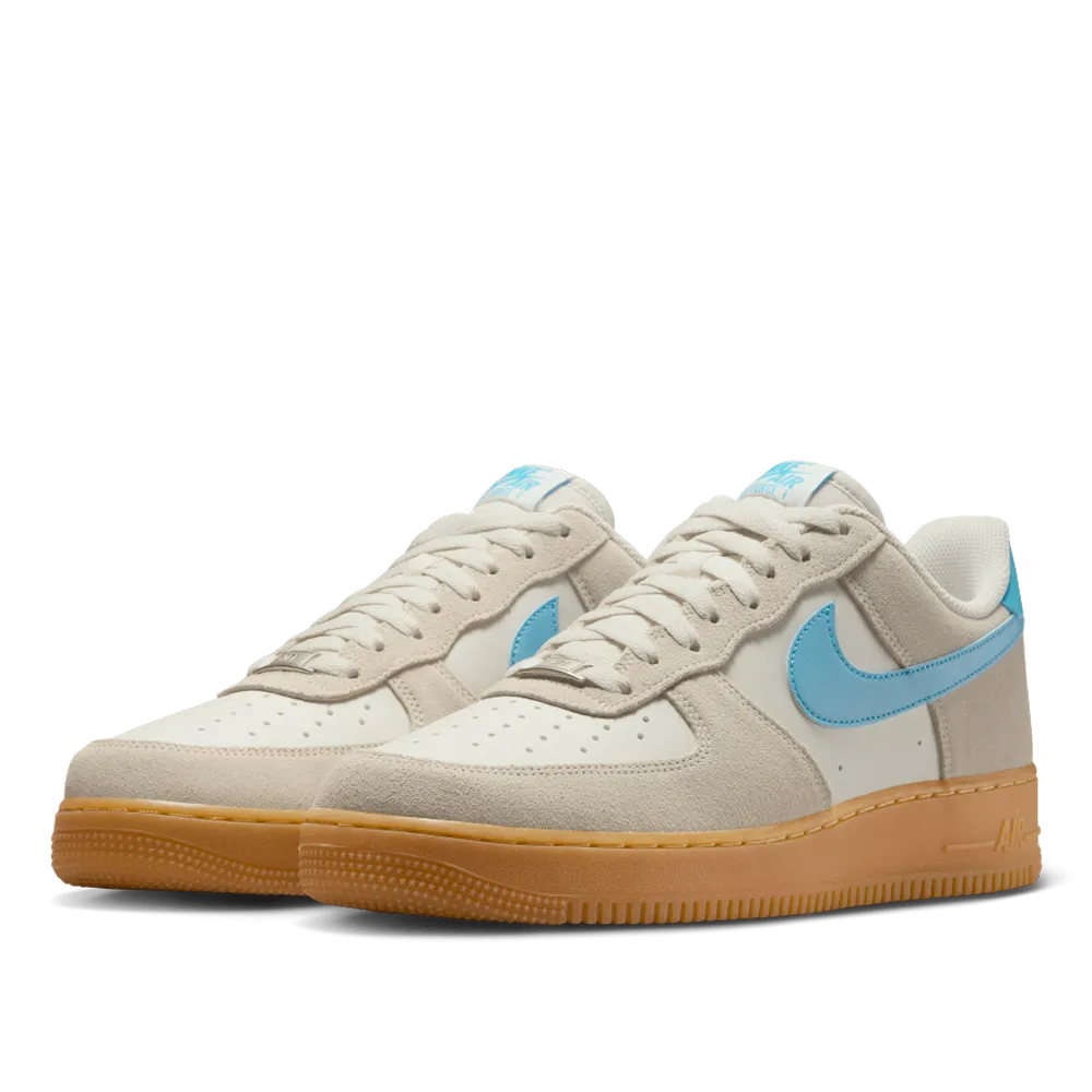 Nike Men's Air Force 1 '07 LV8 Shoes