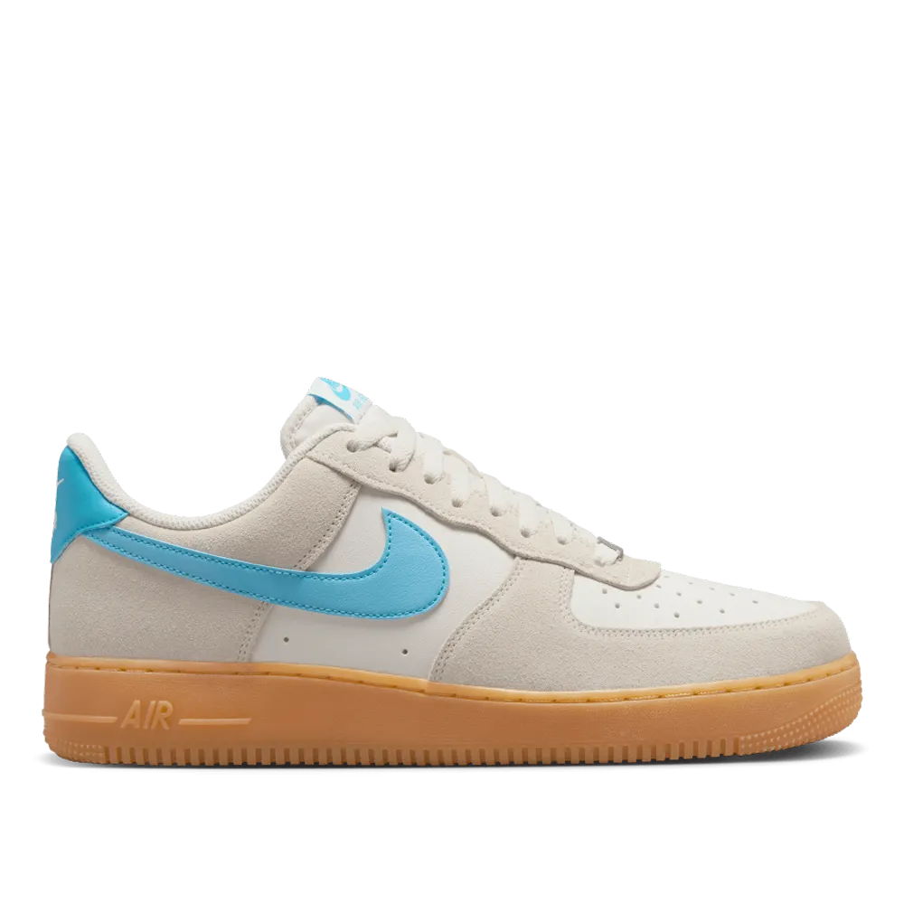 Nike Men's Air Force 1 '07 LV8 Shoes