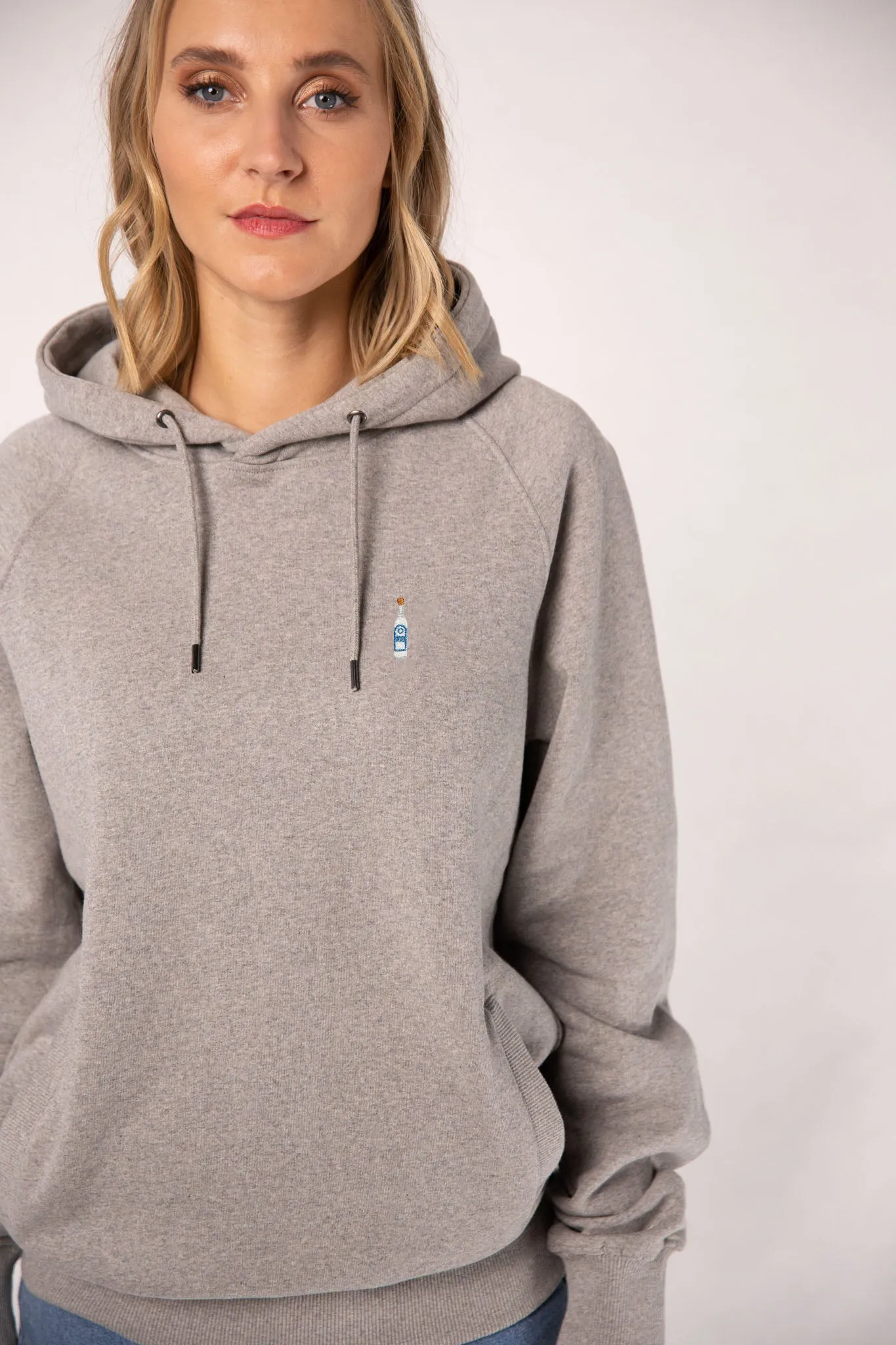 Ouzo | Bestickter Bio-Baumwoll Frauen Hoodie