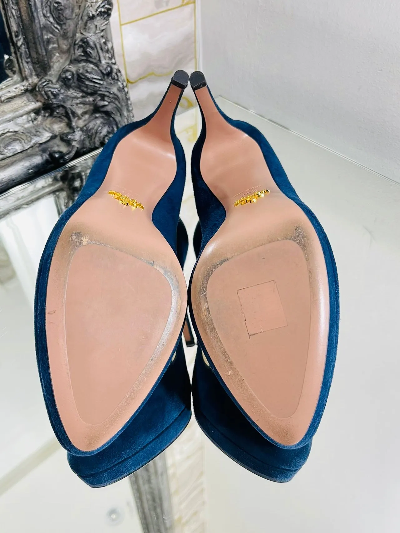 Prada Suede Court Shoes. Size 39.5