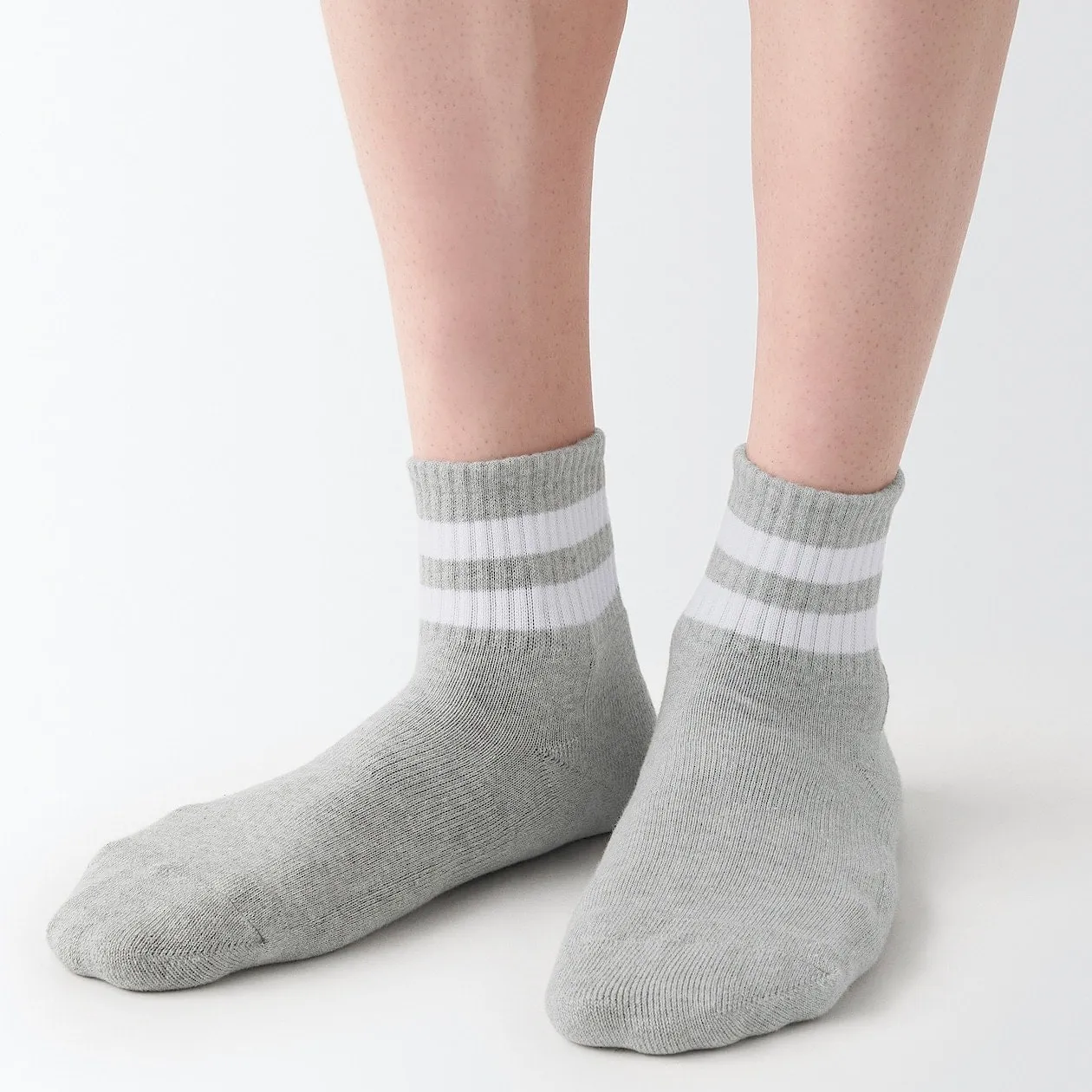 Right Angle Pile Line Short Socks