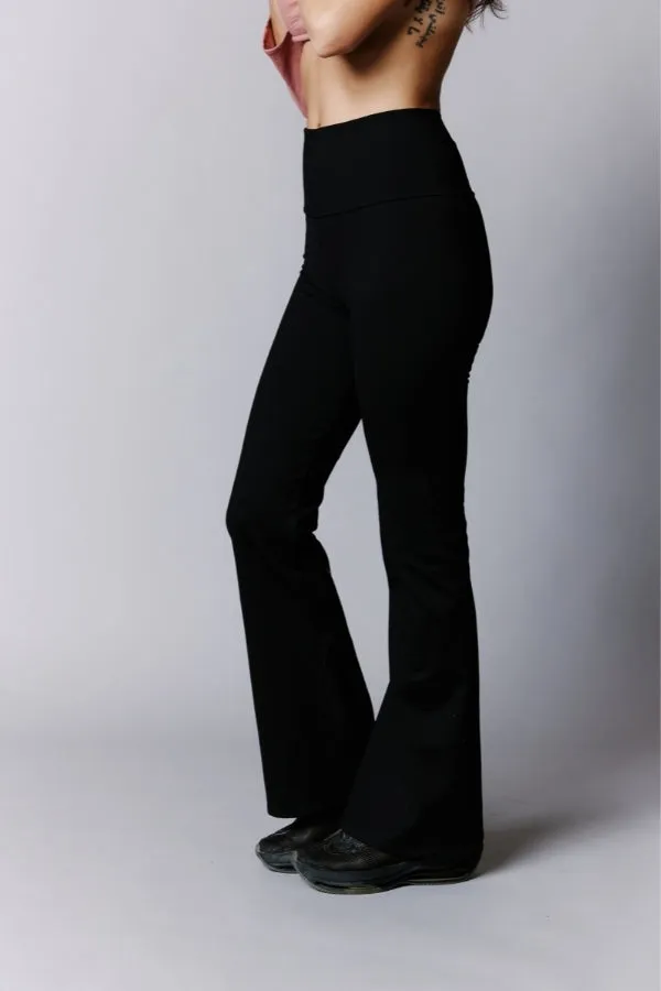 The Kicks N' Flicks: Women's High-Waisted Legging