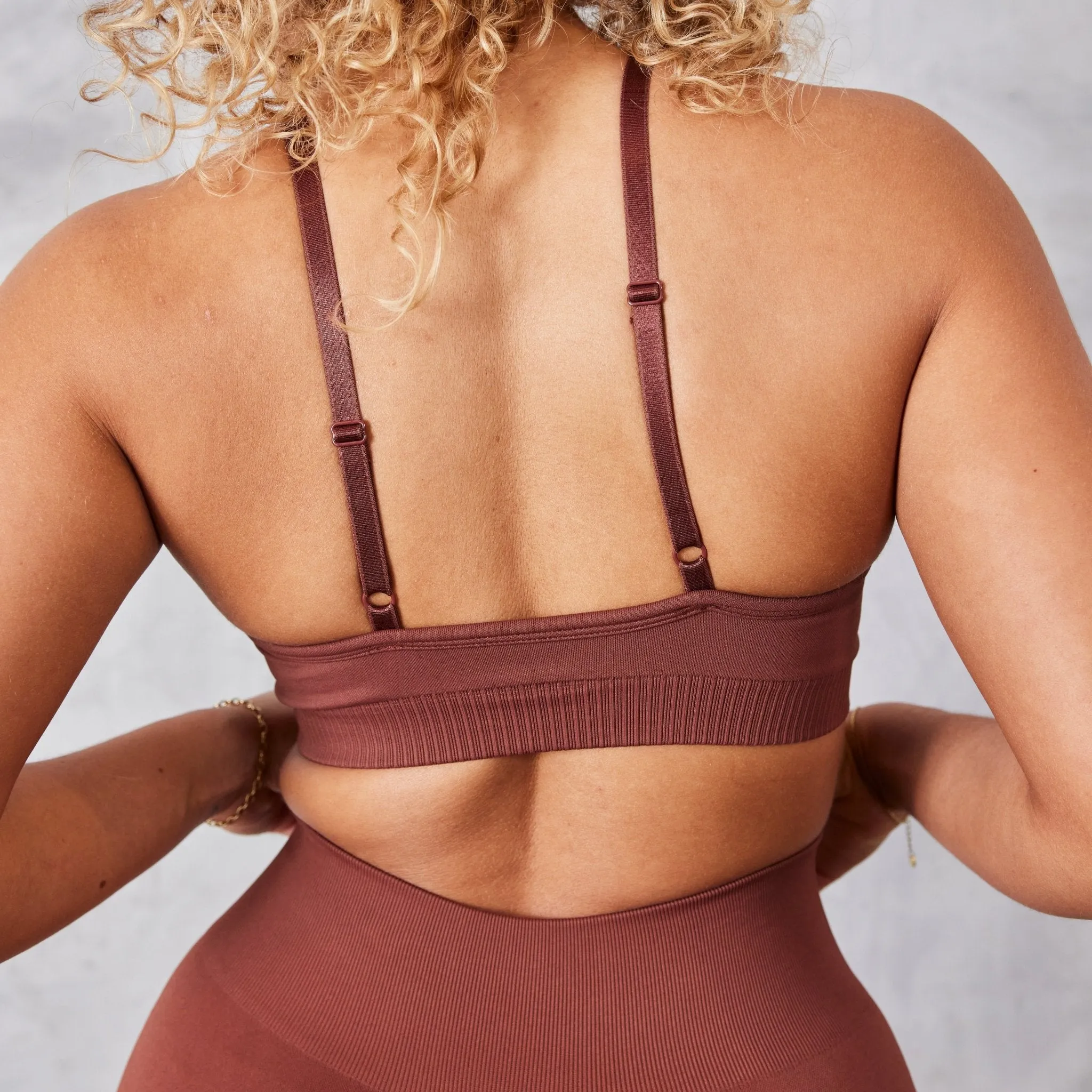 Vanquish Neutral V2 Seamless Brown Bra