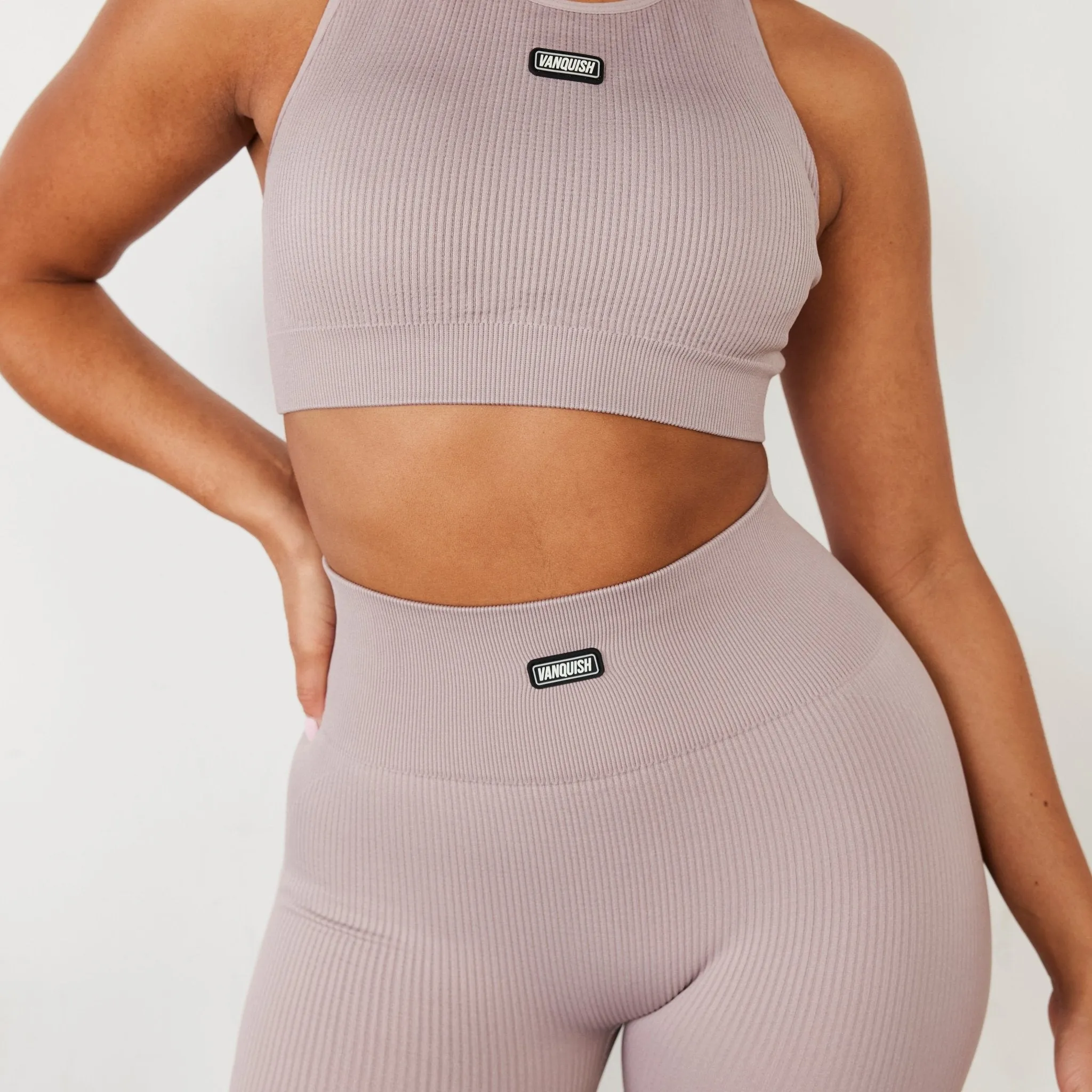 Vanquish Ribbed Seamless Blush Legging