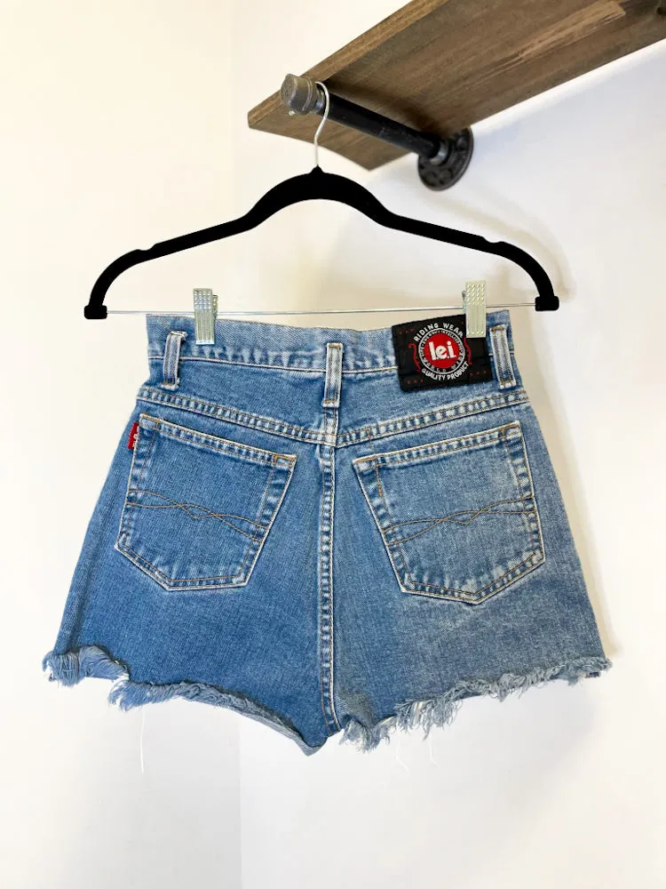 Vintage Lei Cutoff Shorts 26