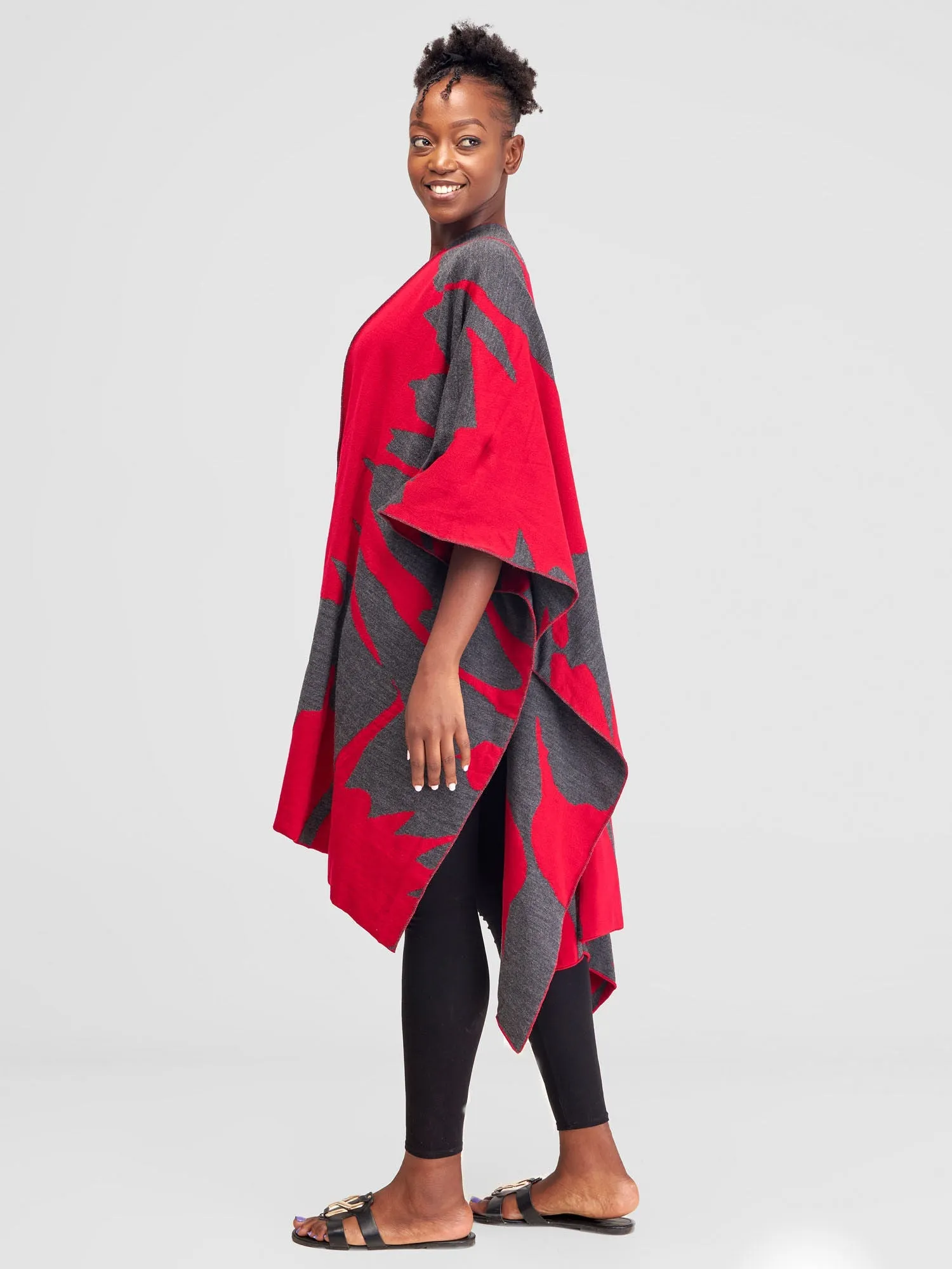 Vivo Reversible Printed Poncho - Dark Red  / Grey Pepeo Print